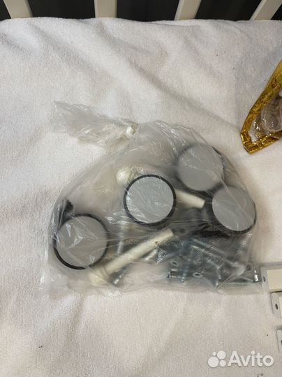 Кровать с маятником из бука