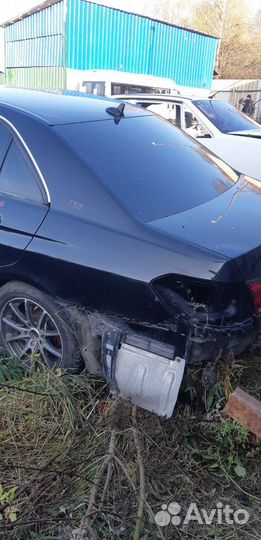 Задняя часть кузова Mercedes-Benz W212