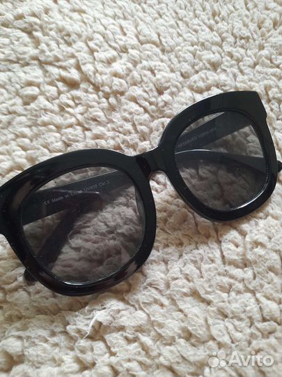 Солнцезащитные очки reserved