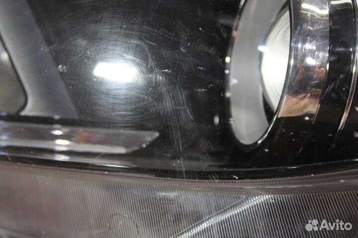 Фара левая Hyundai Tucson