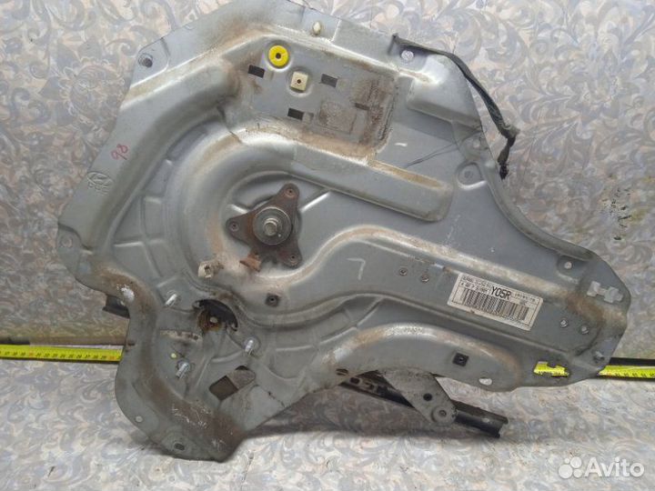 Стеклоподъемник задний правый Hyundai Elantra XD