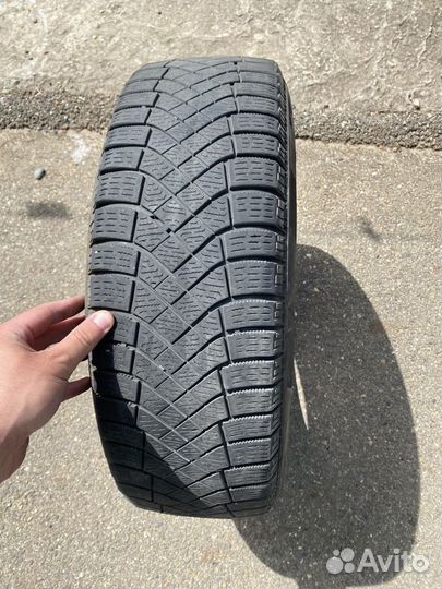 Pirelli Ice Zero FR 185/65 R15