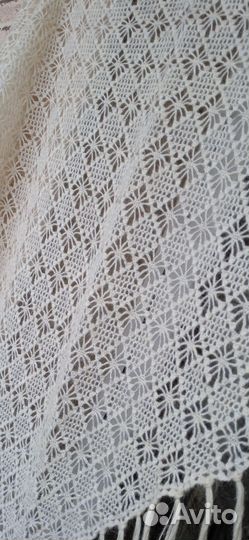 Шаль. Пух натуральный. Ручная работа