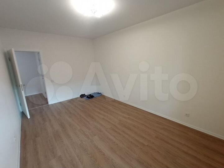 2-к. квартира, 40 м², 8/14 эт.