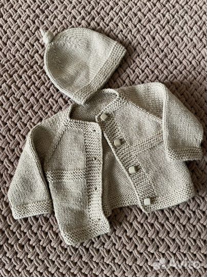 Кофточка с шапочкой вязанные