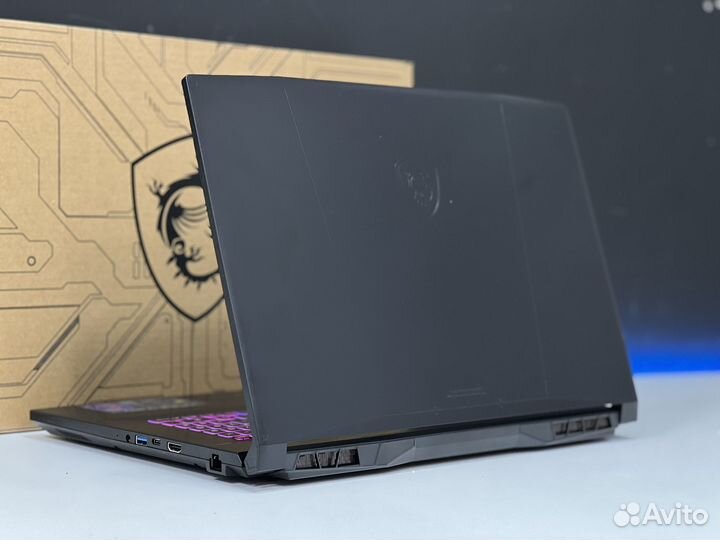 Новый MSI 17.3 144 RTX4060 8G Core i5 12th DDR5