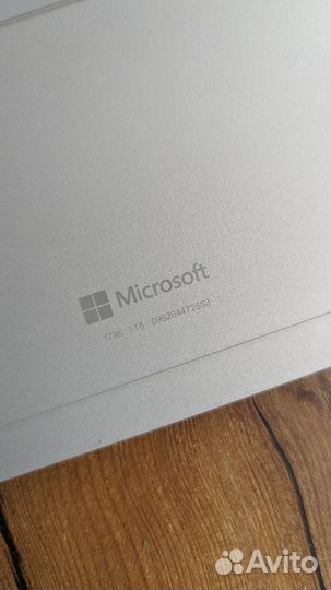 Surface pro 5 i7 16gb/1tb на запчасти