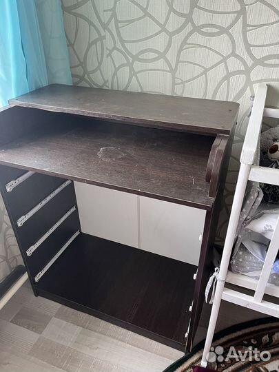 Пеленальный столик