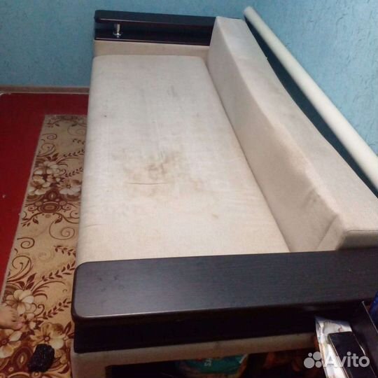 Кровать