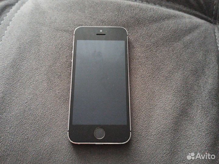 Телефон iPhone 5s