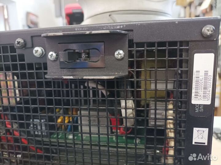 APC surt10000xli мощный ибп трехфазный 10kVA 8кВт