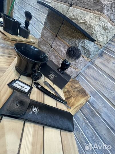 Продам английский набор для бритья. Новый