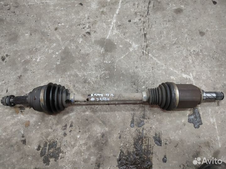 Привод левый LADA X-Ray