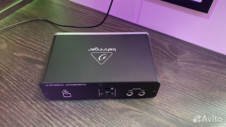 Звуковая карта behringer umc202hd