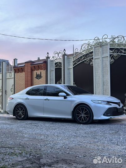 Toyota Camry 2.5 AT, 2018, 186 000 км