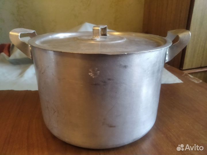 Кастрюля алюминиевая бу на 4л