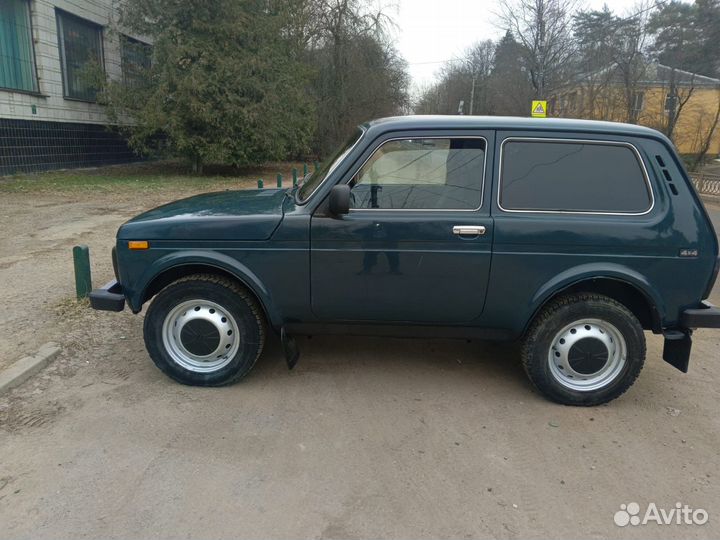 LADA 4x4 (Нива) 1.7 МТ, 2006, 158 000 км