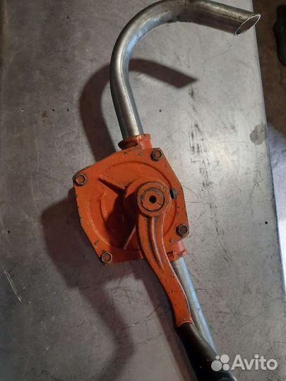 Насос ручной для перекачки нефтепродуктов