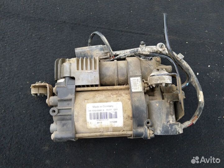 Компрессор пневмоподвески Jeep Grand Cherokee WK2