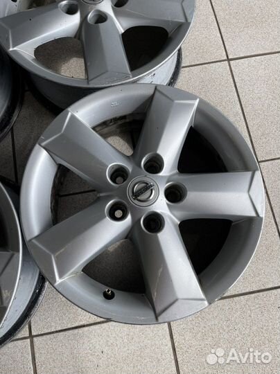 Диски r16 Nissan Ixtrail 5х114.3 оригинал