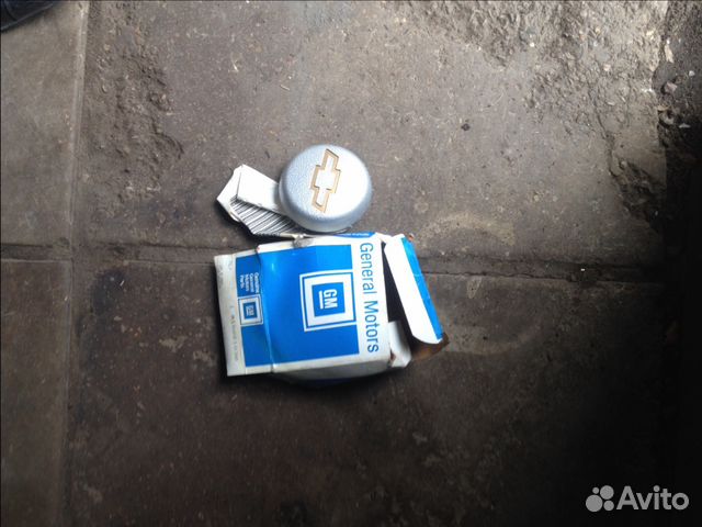 Заглушка на литой диск Шевроле