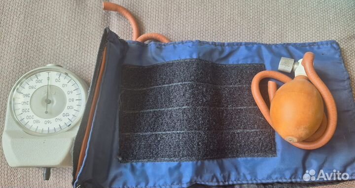 Тонометр механический на запчасти