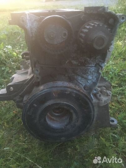 Блок двигателя, запчасти на Renault Megane 2 k4m