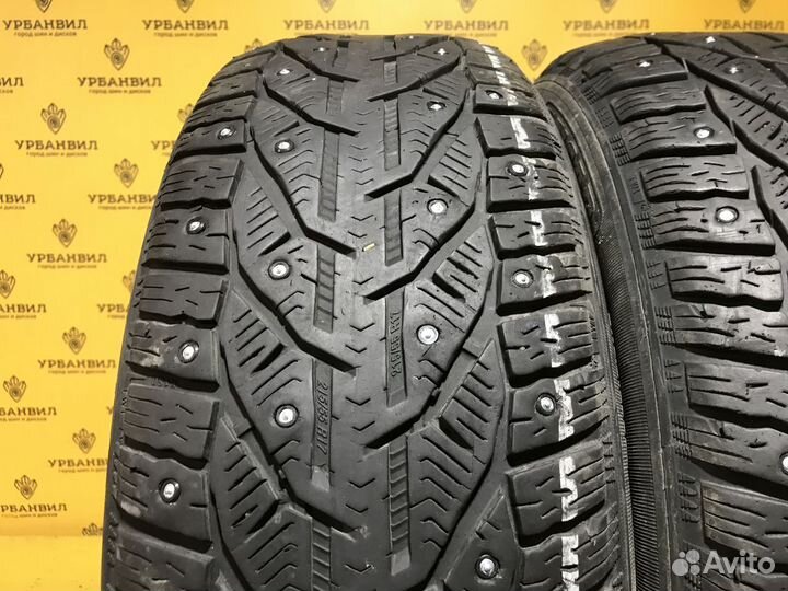 Tigar Ice 215/55 R17 98T