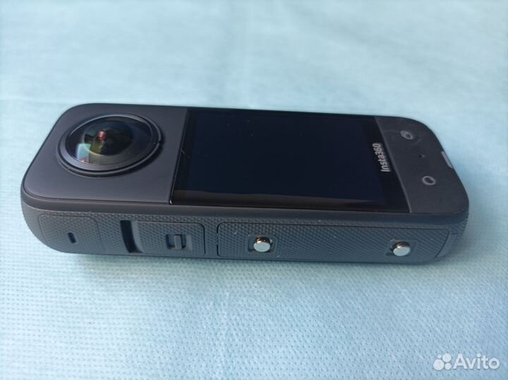 Insta 360 one X3