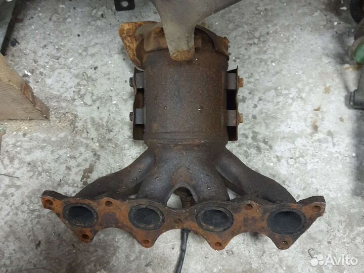 Выпускной коллектор Хендай Солярис 1.4