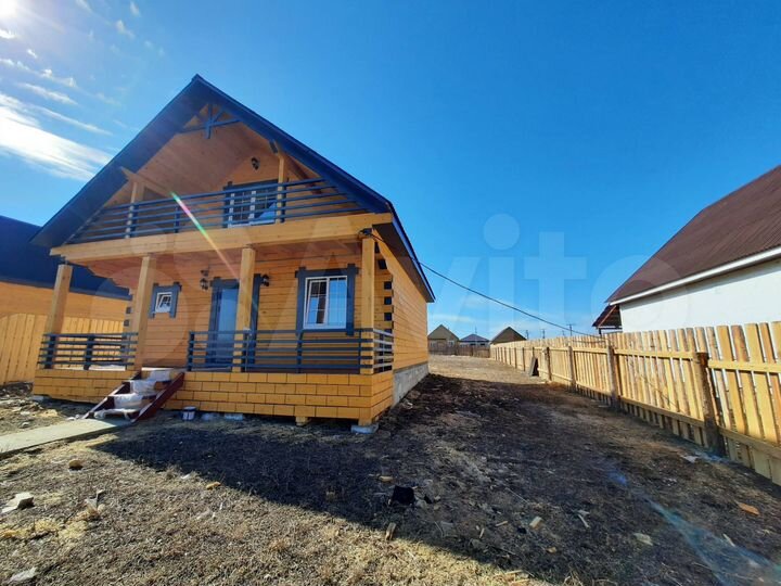 Коттедж 100 м² на участке 10 сот.