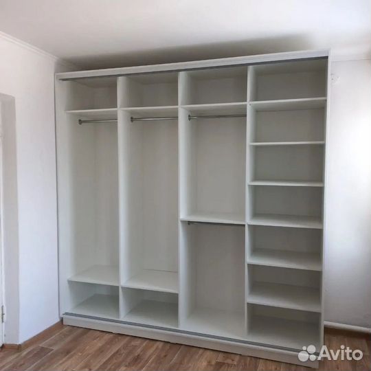 Шкаф-купе с зеркалом на заказ