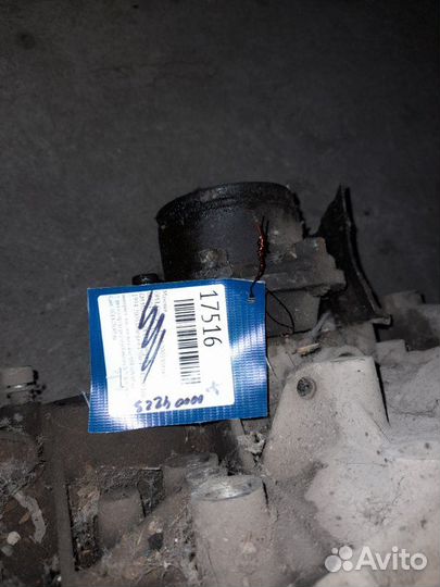 МКПП АКПП на з/ч 2,8 CYR Audi A6 C4 (1994-1997)