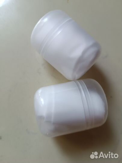 Перчатки нитриловые из красок loreal