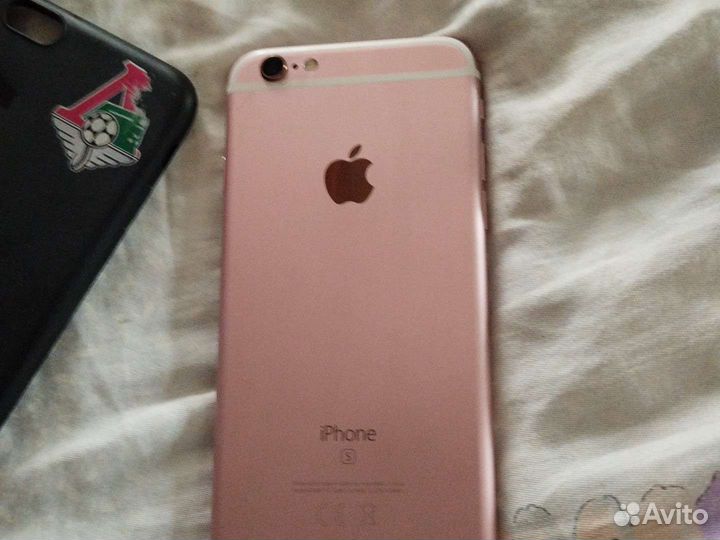 Телефон iPhone 6s