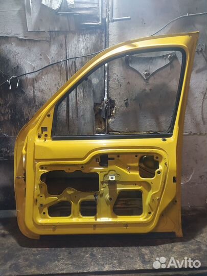 Дверь передняя правая Renault Kangoo I (1997—2003) 1, I