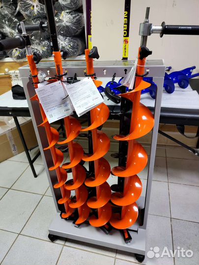 Ледобур шуруповерт. 2 акб