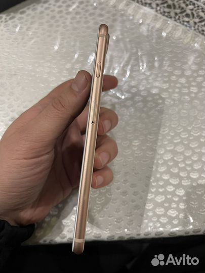 iPhone 8 Plus, 64 ГБ