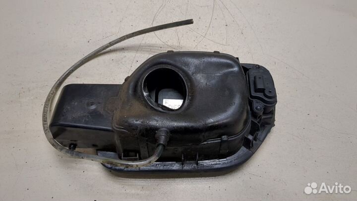 Лючок бензобака Volkswagen Passat 8 2015, 2017