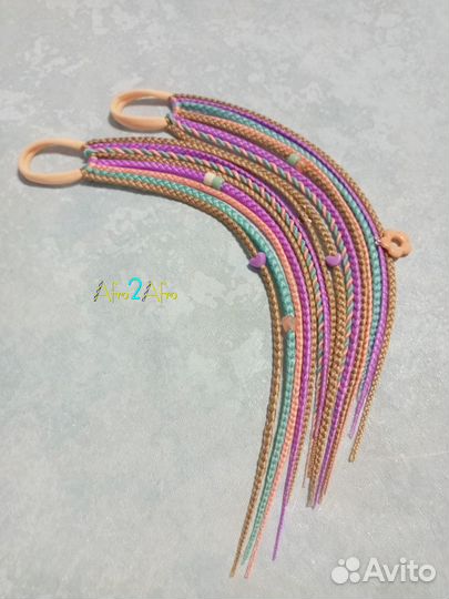 Короткие косички на резинках 