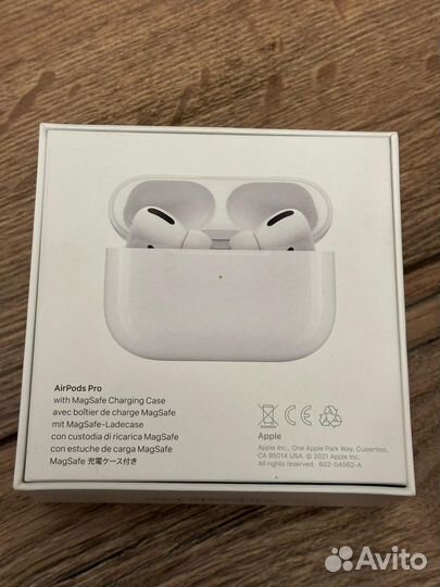 Apple AirPods Pro MagSafe