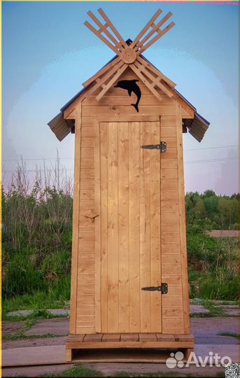 Дачный туалет деревянный