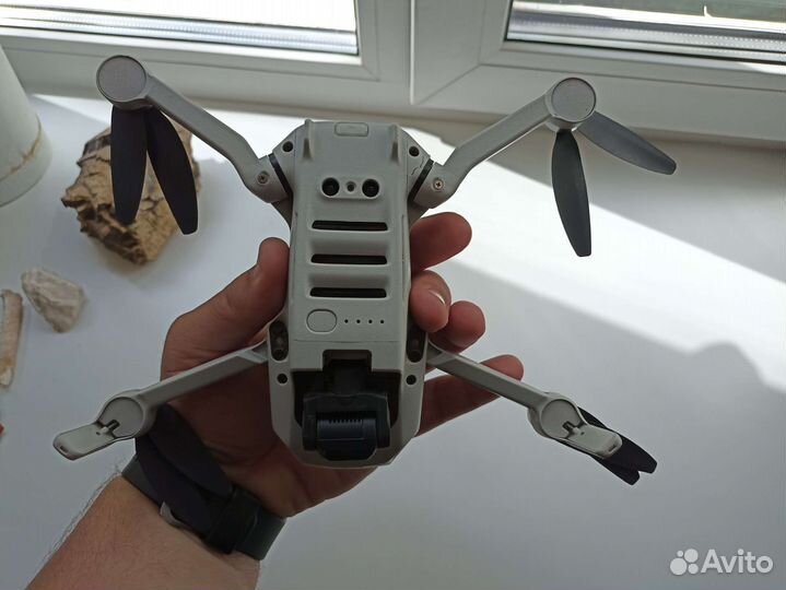 Квадрокоптер Dji mini 2 fly more combo