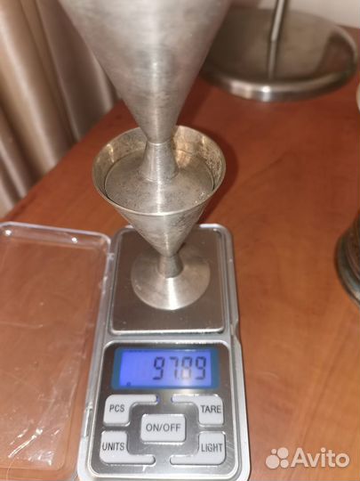 Три серебряные рюмки