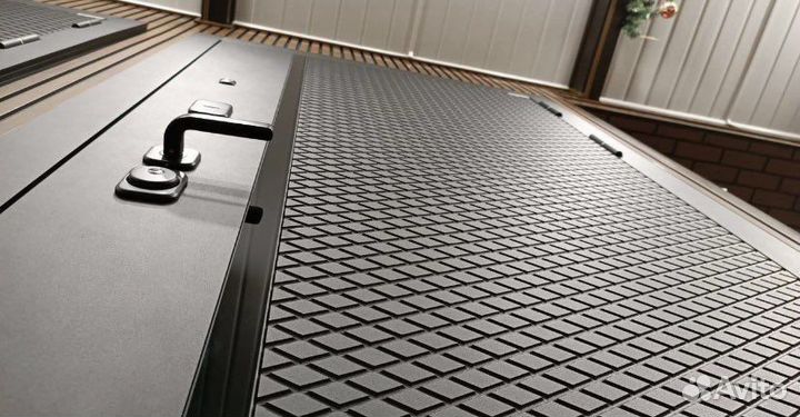 Дверь входная