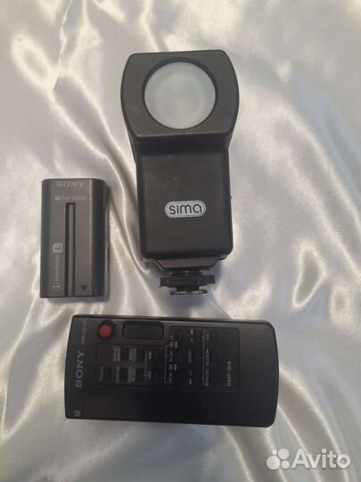 Экшн камера sony NP-F750