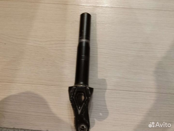 Вилка для трюкового самоката