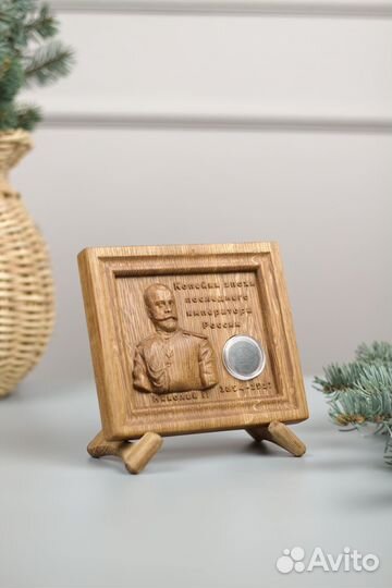 Панно из дерева 