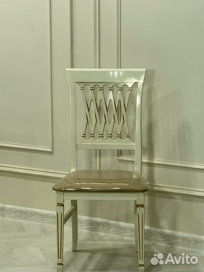 Кухонный стол. Доставка по всей России