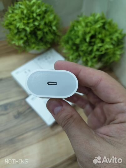 Зарядка на iPhone 25w